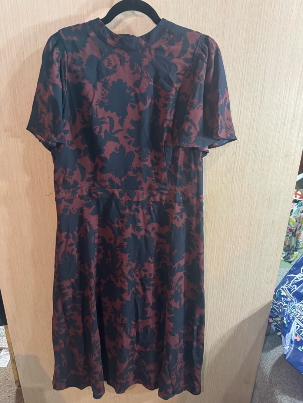 Ann Taylor Midi Dress Floral Navy Maroon Sheath Short Sleeves Size 14